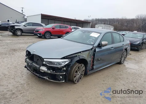 2018 BMW M550I xDrive z USA, uszkodzony, nr VIN WBAJB9C54JB034892